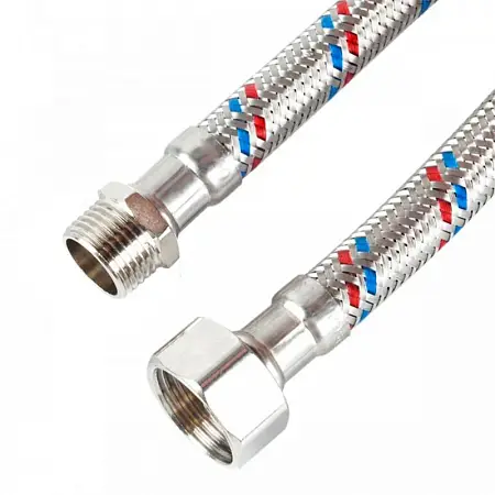 Гибкая подводка Tucai 60 см в стальной оплетке 3/8"-1/2" Ш/Г